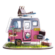 3D Miniature House Kit: Happy Camper
